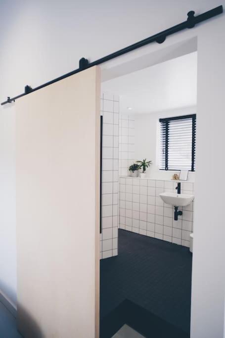 Blackett Street Bunkhouse Лидс Экстерьер фото
